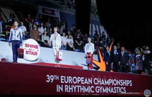 app podium hoop ph simone ferraro sfa02766 copia